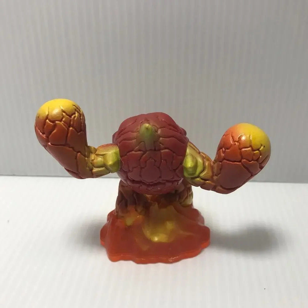 2012 Activision Skylanders Giants Lightcore Eruptor